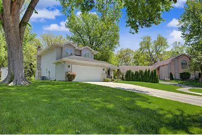 8641 Fairway Drive, Saint John, IN 46373 - Photo 2
