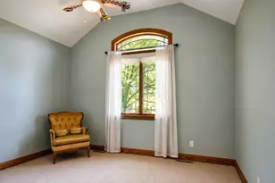10055 Clark Pl, Crown Point, IN 46307 - Photo 14