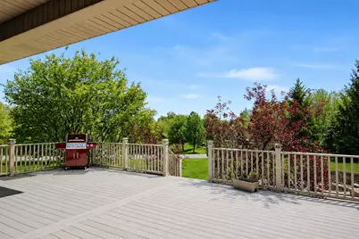 10055 Clark Place, Crown Point, IN 46307 - Photo 4