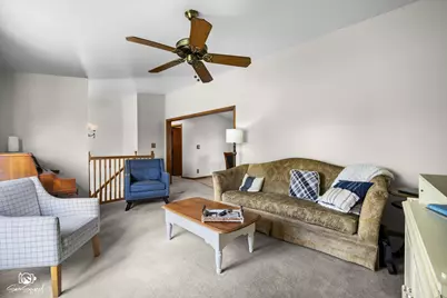 27057 S Woodlawn Avenue, Crete, IL 60417 - Photo 14