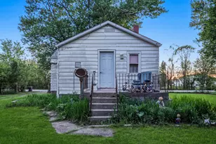 6275 Randolph St, Hobart, IN 46342 - Photo 4