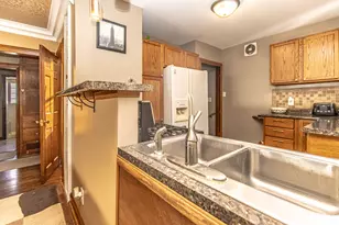 807 Institute St, Valparaiso, IN 46383 - Photo 12