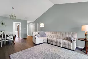 956 Cornwallis Ln, Munster, IN 46321 - Photo 6