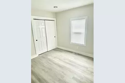 623 N Carroll Avenue, Michigan City, IN 46360 - Photo 6