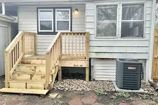 623 N Carroll Ave, Michigan City, IN 46360 - Photo 16