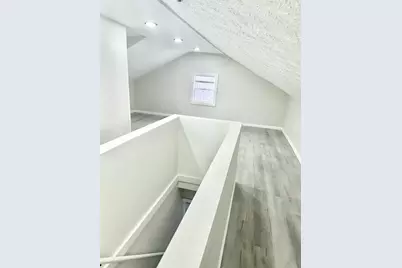 623 N Carroll Avenue, Michigan City, IN 46360 - Photo 10