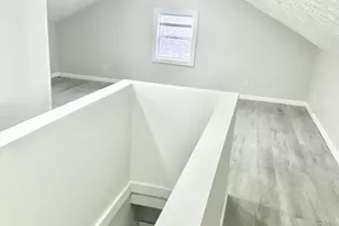 623 N Carroll Ave, Michigan City, IN 46360 - Photo 10