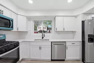 2690 Brown St, Portage, IN 46368 - Photo 6