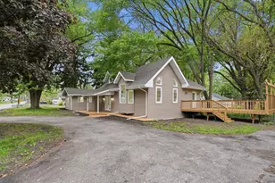 2690 Brown St, Portage, IN 46368 - Photo 2