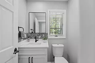 4414 Thornbury Dr E, Valparaiso, IN 46383 - Photo 16