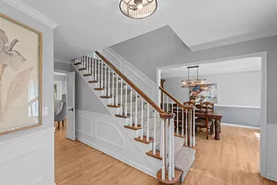 4414 Thornbury Drive E, Valparaiso, IN 46383 - Photo 6