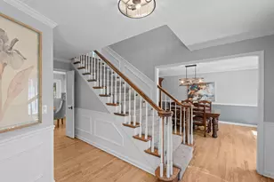 4414 Thornbury Dr E, Valparaiso, IN 46383 - Photo 6