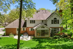 4414 Thornbury Dr E, Valparaiso, IN 46383 - Photo 30