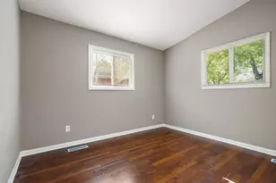 1346 E 50th Ct, Gary, IN 46409 - Photo 8