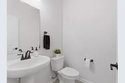 547 Marilyn Way, Valparaiso, IN 46385 - Photo 14