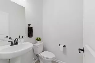 547 Marilyn Wy, Valparaiso, IN 46385 - Photo 14