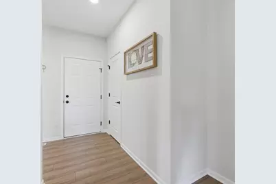 547 Marilyn Way, Valparaiso, IN 46385 - Photo 12