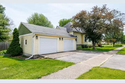 202 E Iroquois Street, Kentland, IN 47951 - Photo 2