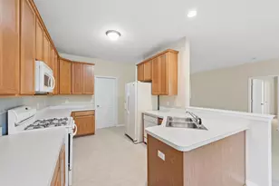 1068 Rockwell Ln, Dyer, IN 46311 - Photo 6