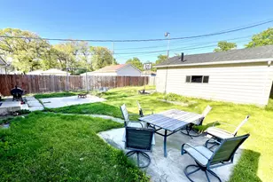 2821 Vigo St, Lake Station, IN 46405 - Photo 4