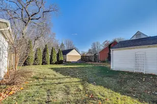 108 Beverly Pl, Munster, IN 46321 - Photo 34