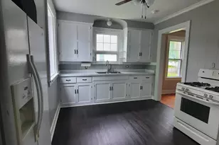 507 4th St, La Porte, IN 46350 - Photo 8