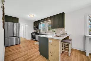 2704 Lake St, Lake Station, IN 46405 - Photo 10