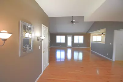522 Pheasant Run, Rensselaer, IN 47978 - Photo 14