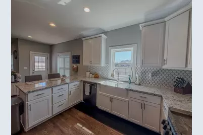 1104 Short Drive, Knox, IN 46534 - Photo 6