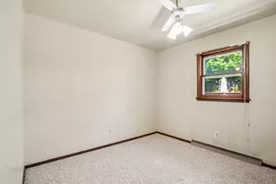 1007 H St, La Porte, IN 46350 - Photo 10