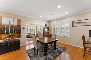 2719 White Pine Cir, Valparaiso, IN 46383 - Photo 6