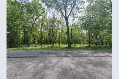 594 W Division Road, Valparaiso, IN 46385 - Photo 1