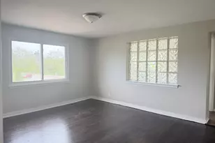 1117 Kosciusko Blvd, East Chicago, IN 46312 - Photo 2