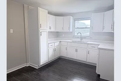 1117 Kosciusko Boulevard #2r, East Chicago, IN 46312 - Photo 4