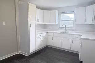 1117 Kosciusko Blvd, East Chicago, IN 46312 - Photo 4