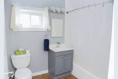 708 Weller Avenue, La Porte, IN 46350 - Photo 32