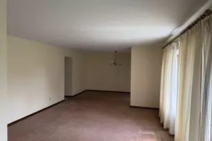 2717 Lois St, Portage, IN 46368 - Photo 10