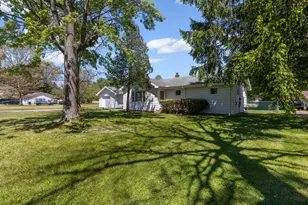 7145 Pippin Dr, Michigan City, IN 46360 - Photo 2