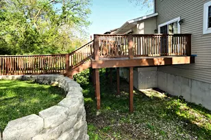 423 Shorewood Ct, Valparaiso, IN 46385 - Photo 26