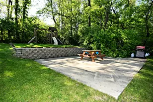 423 Shorewood Ct, Valparaiso, IN 46385 - Photo 28