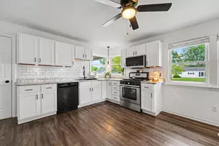 835 N Indiana St, Griffith, IN 46319 - Photo 6