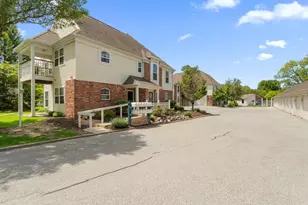 875 Forest Glen Dr, Valparaiso, IN 46385 - Photo 24