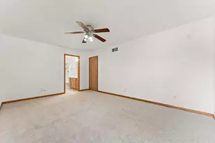 1376 Parke Dr, Crown Point, IN 46307 - Photo 14