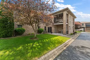 1376 Parke Dr, Crown Point, IN 46307 - Photo 18