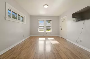 703 N Carroll Ave, Michigan City, IN 46360 - Photo 2