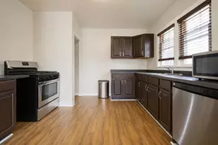 703 N Carroll Ave, Michigan City, IN 46360 - Photo 4