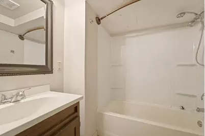 703 N Carroll Avenue, Michigan City, IN 46360 - Photo 10