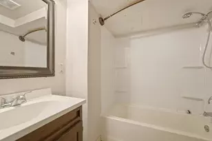 703 N Carroll Ave, Michigan City, IN 46360 - Photo 10