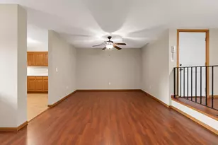 2549 N Lakeshore Dr, Crown Point, IN 46307 - Photo 8