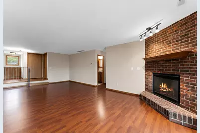 2549 N Lakeshore Drive, Crown Point, IN 46307 - Photo 6